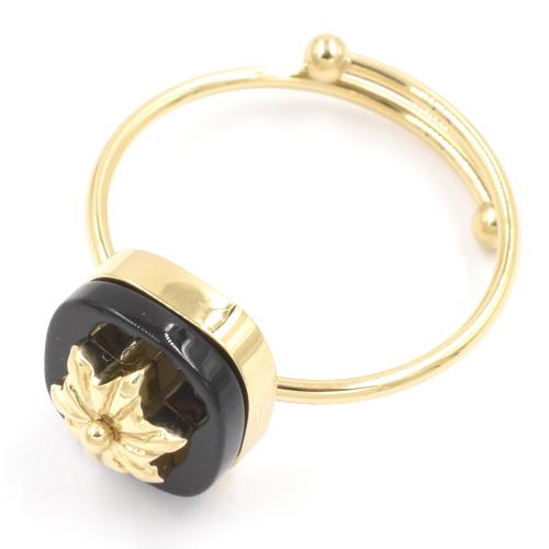 Bague ZAG dorée rosace sur Pierre Onyx noir