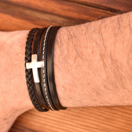 Bracelet Magnum homme cuir manchette croix noir L